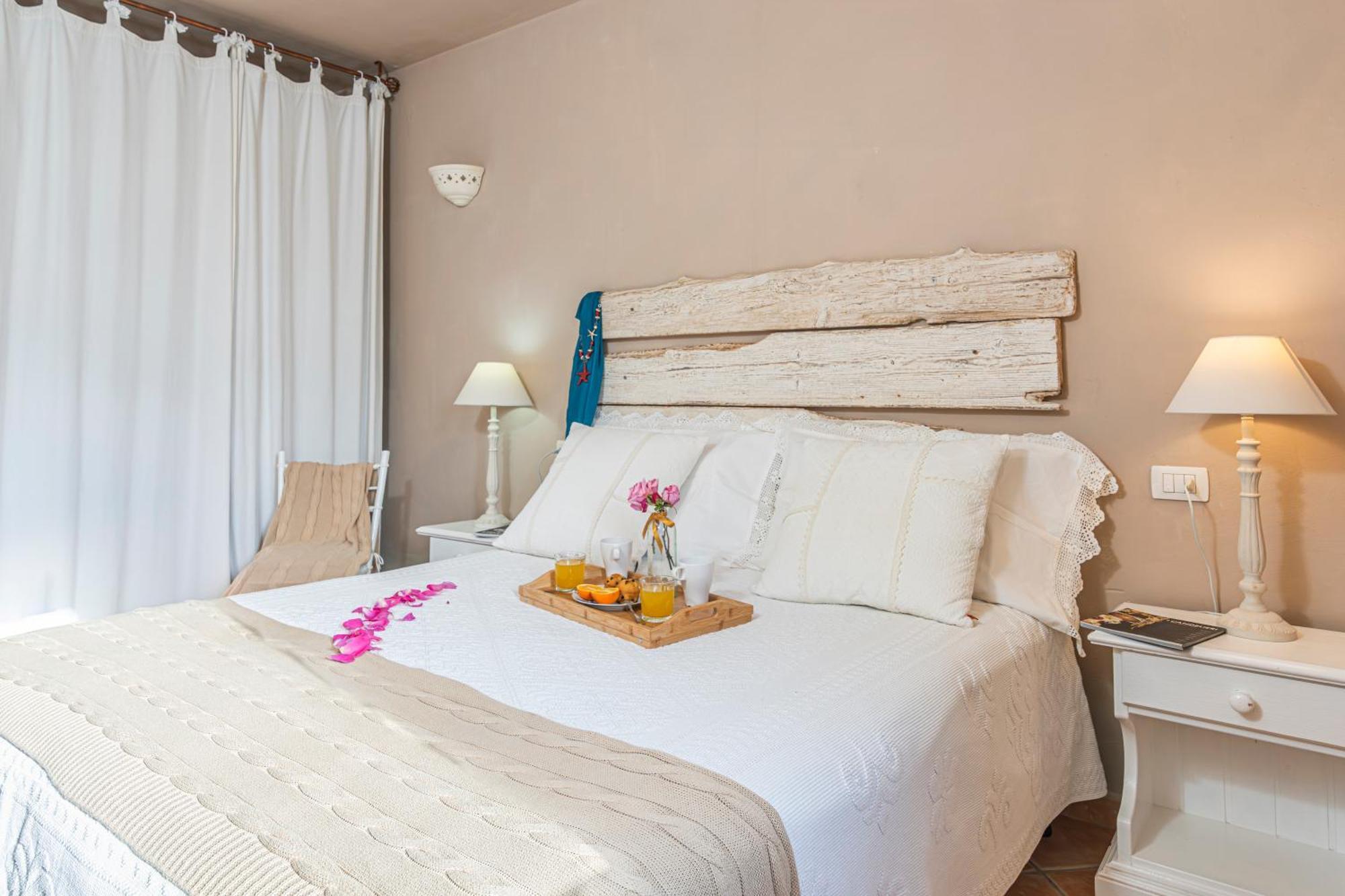 La Dimora di Amaranta Apartment Baja Sardinia Bagian luar foto