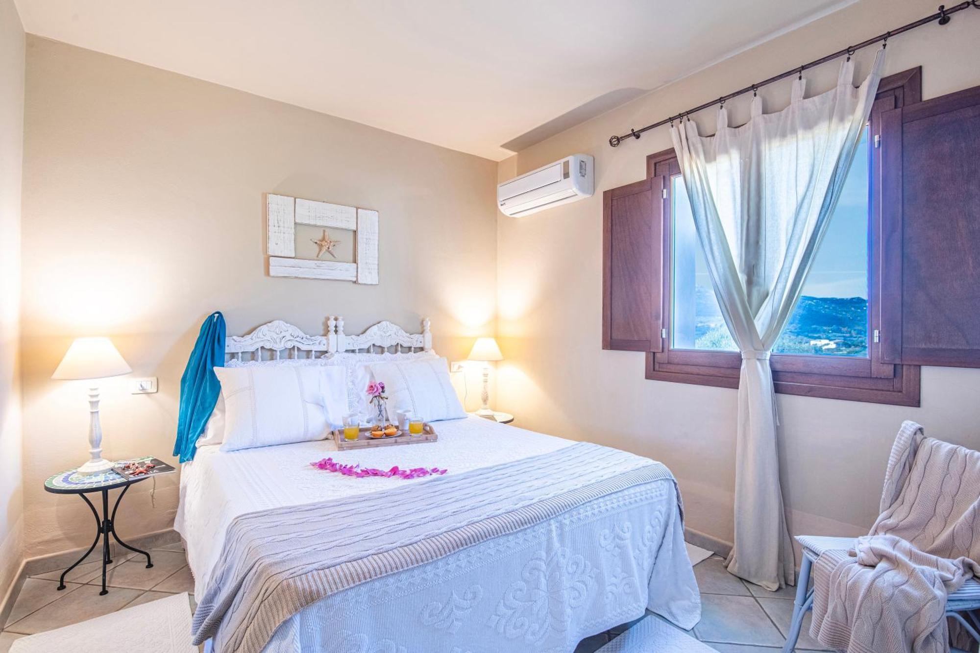La Dimora di Amaranta Apartment Baja Sardinia Bagian luar foto