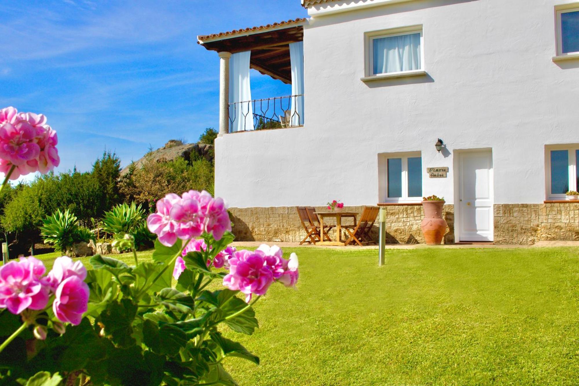 La Dimora di Amaranta Apartment Baja Sardinia Bagian luar foto